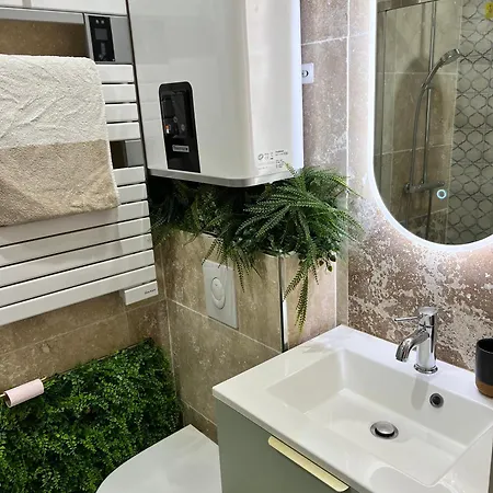 2 Neuf à 100m Des Plages Et De La Gare Appartement Saint-Raphaël