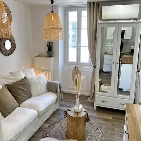 2 Neuf A 100m Des Plages Et De La Gare Сен-Рафаель